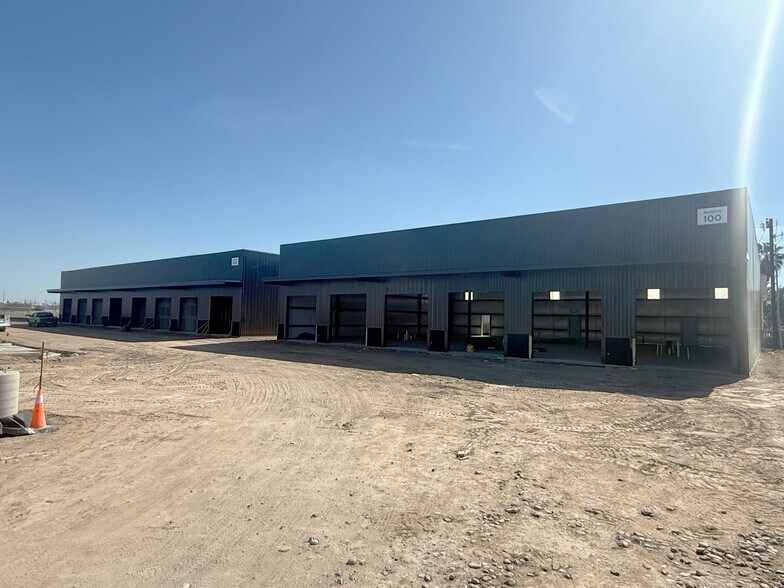 More Photos Of 1100 E Whitewing Ave, McAllen Light Distribution For Lease