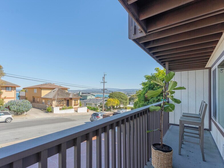 More Photos Of 457 Spencer St, Monterey Apartments For Sale