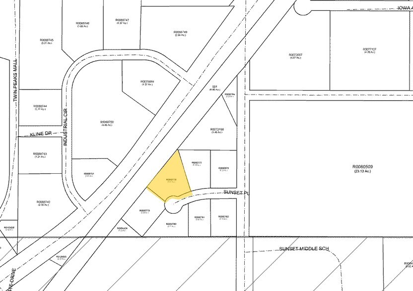 More Photos Of 1822 Sunset Pl, Longmont Light Distribution For Lease