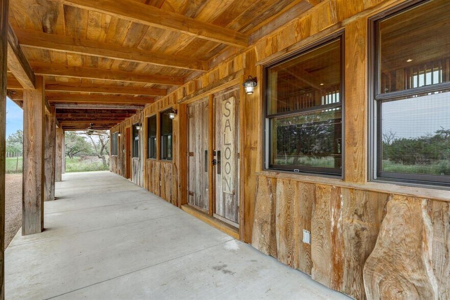 More Photos Of 700 Ledgerock Rd, Wimberley Specialty For Sale