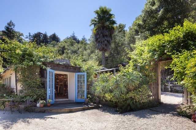 More Photos Of 47540 Highway 1, Big Sur Restaurant For Sale