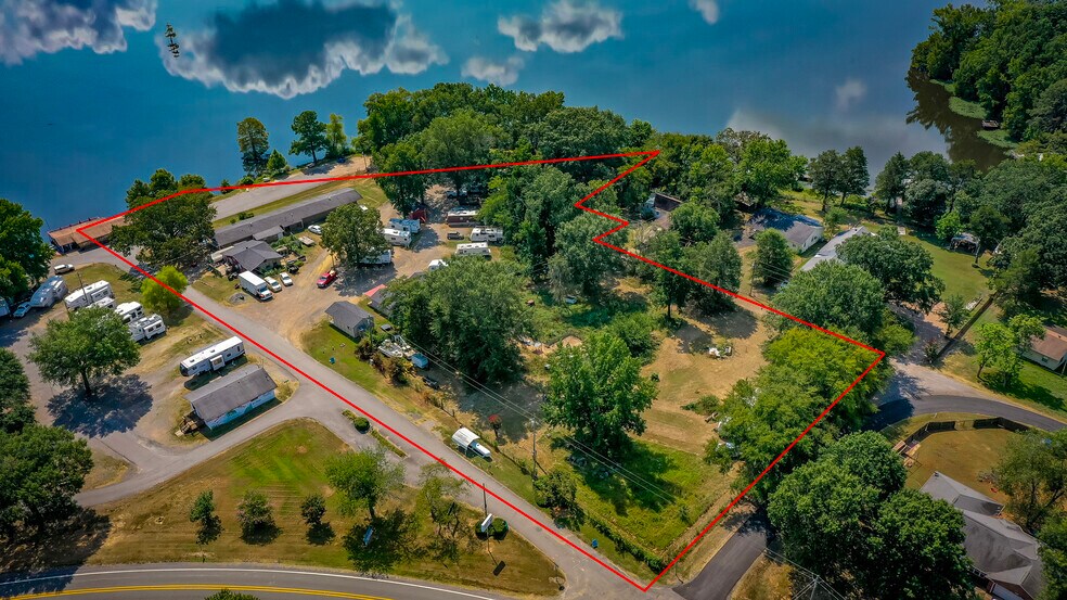 Primary Photo Of 18 Coffee Creek Lndg, Perryville Hotel For Sale