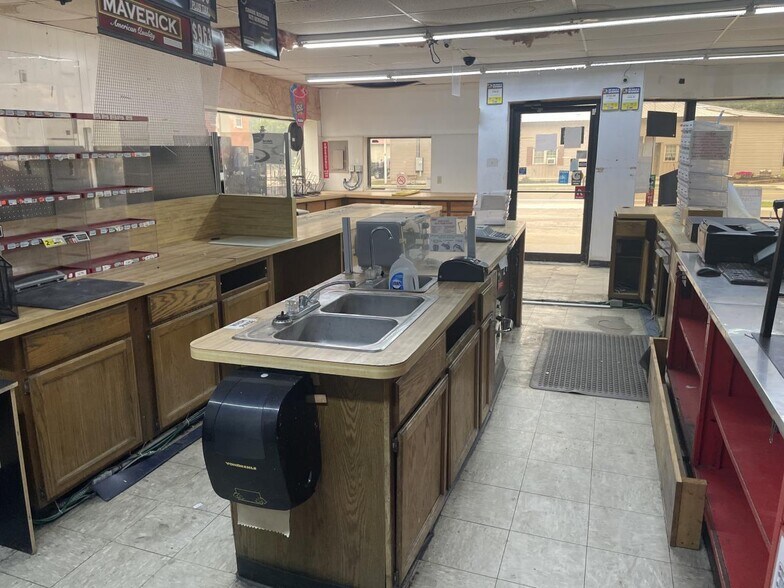 More Photos Of 2 E Main St, Canisteo Convenience Store For Sale