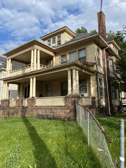 Primary Photo Of 271 Sherman Ave, New Haven Apartments For Sale