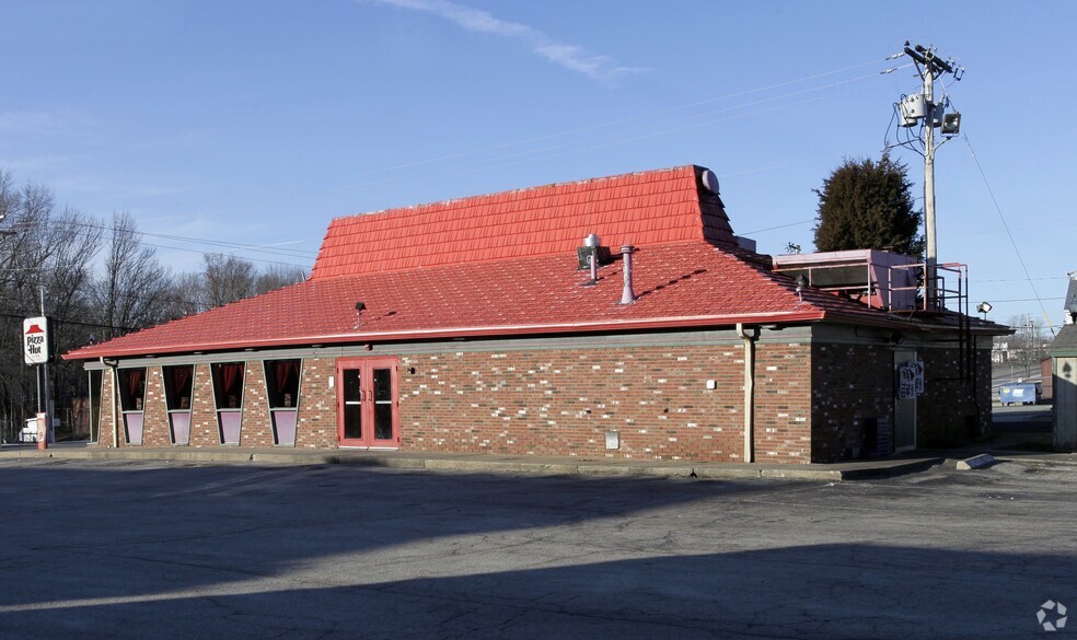 More Photos Of 1730 Diamond Hill Rd, Woonsocket Restaurant For Sale