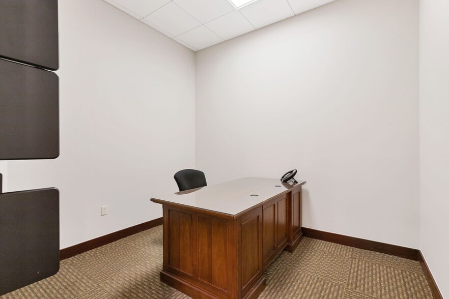 More Photos Of 10463 Park Meadows Dr, Littleton Medical For Sale