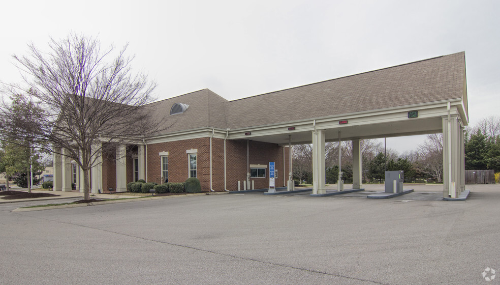 Primary Photo Of 2782 S Church St, Murfreesboro Bank For Lease