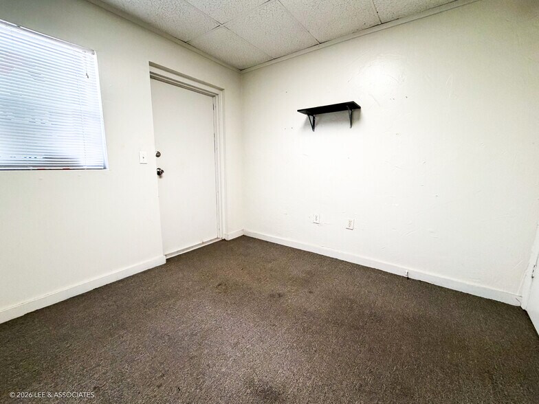 More Photos Of 3707 SW 42nd Ave, Gainesville Warehouse For Lease