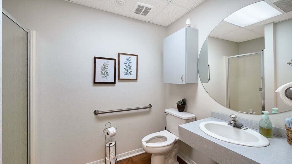 More Photos Of 1505 Tamiami Trl S, Venice Medical For Sale
