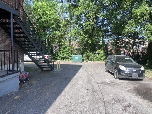 More Photos Of 957 Wellington St, Memphis Apartments For Sale