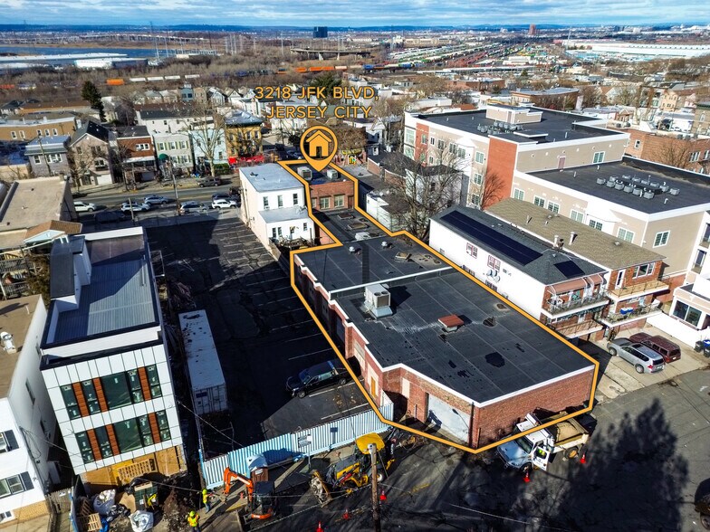 More Photos Of 3218 John F Kennedy Blvd, Jersey City Office For Lease