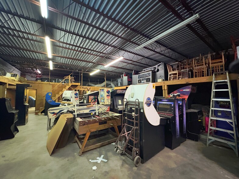 More Photos Of 1836 Gum Branch Rd, Jacksonville Office For Sale