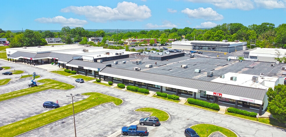 More Photos Of 102-132 Brighton Park Blvd, Frankfort Unknown For Lease