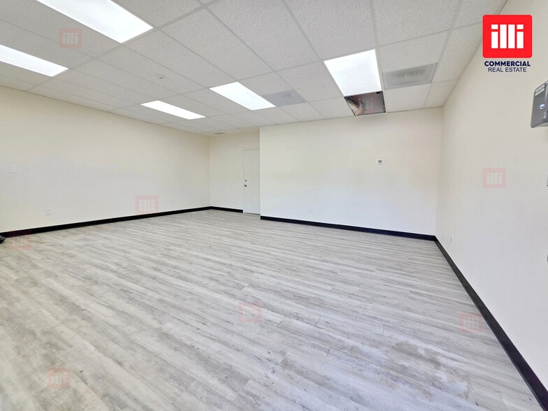 More Photos Of 13437-13447 Ventura Blvd, Sherman Oaks Storefront Retail Office For Lease