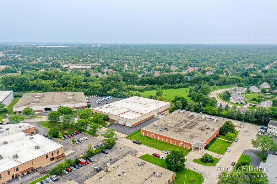 More Photos Of 1870 Elmdale Ave, Glenview Warehouse For Sale
