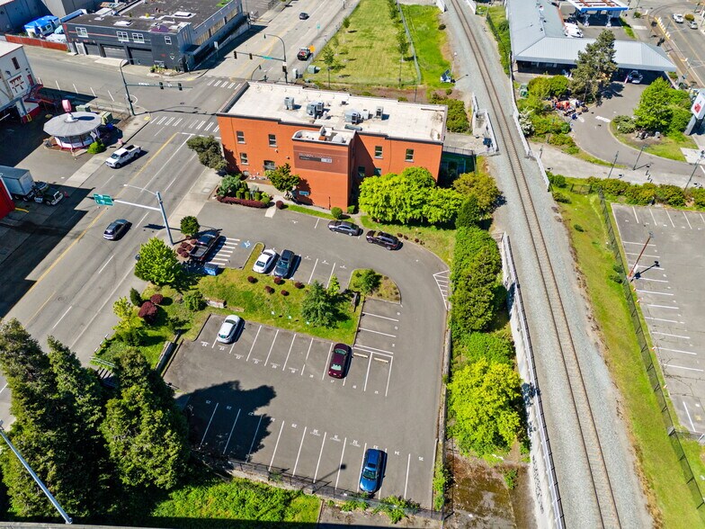 More Photos Of 101 E 26th St, Tacoma Office For Lease