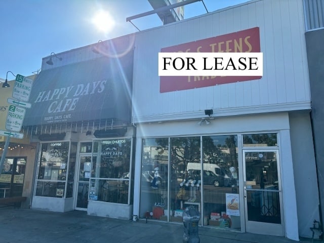 More Photos Of 14550-14554 Ventura Blvd, Sherman Oaks Storefront For Lease