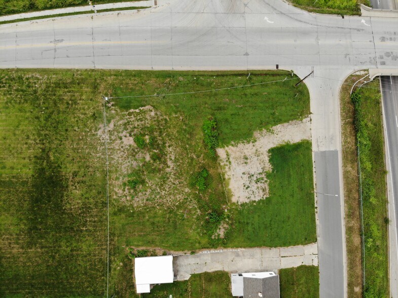More Photos Of 2221 S 22nd Street, Saint Joseph Land For Sale
