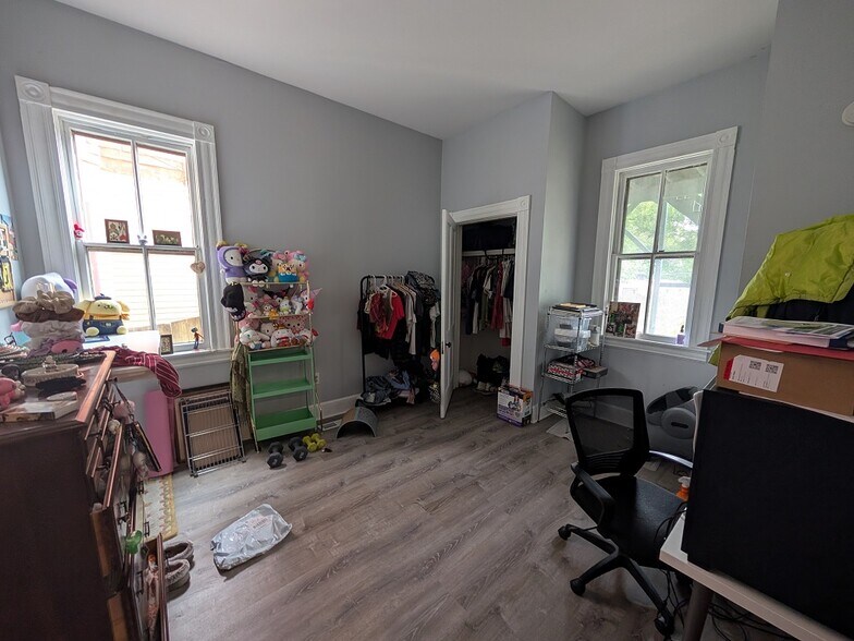 More Photos Of 1325 Hepburn Ave, Louisville Apartments For Sale