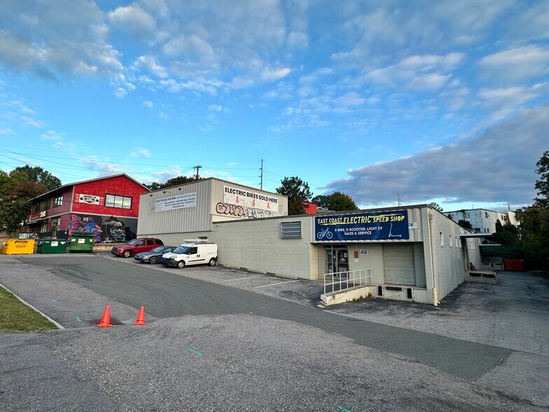 More Photos Of 418 W Peace St, Raleigh Warehouse For Lease