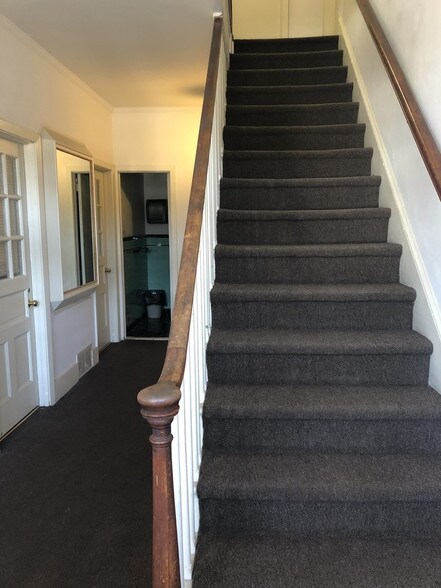 More Photos Of 1-3 S Haddon Ave, Haddonfield Storefront Retail Office For Lease