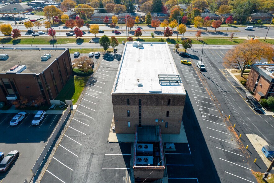 More Photos Of 1110 Morse Rd, Columbus Loft Creative Space For Lease