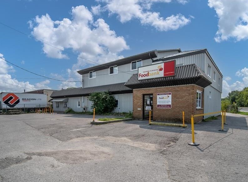 Primary Photo Of 140 Hickson Av, Kingston Warehouse For Sale