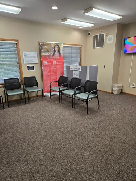 More Photos Of 690 S Trumbull St, Bay City Loft Creative Space For Sale