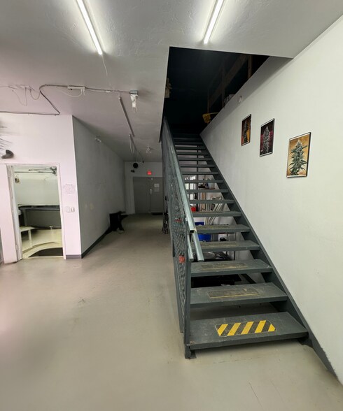 More Photos Of 7535 Oak Hill Rd, Guthrie Warehouse For Sale