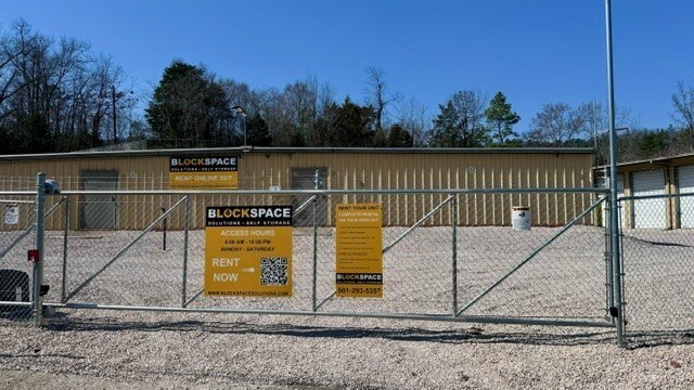 More Photos Of 130 Illinois St, Hot Springs National Park Self Storage For Sale
