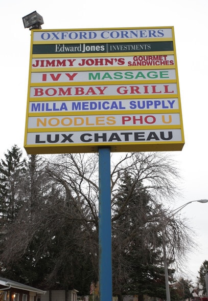 More Photos Of 1219-1281 S Main St, Lombard Unknown For Lease