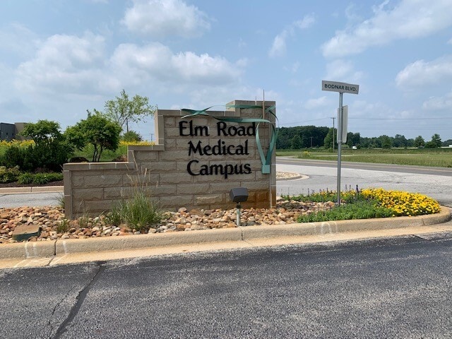 More Photos Of 60101 Bodnar Blvd, Mishawaka Medical For Lease