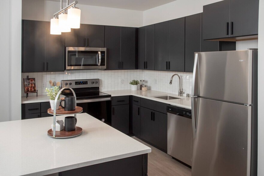 More Photos Of 1020 3rd St N, Minneapolis Apartments For Sale