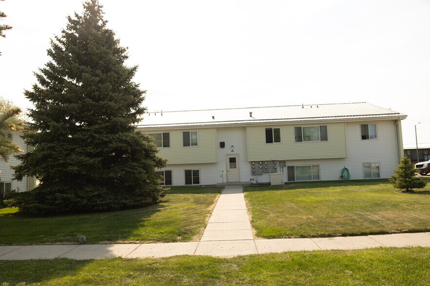 More Photos Of 1000 4th Ave SW, Conrad Apartments For Sale