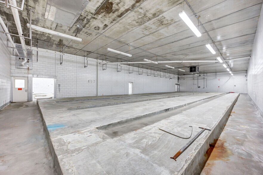 More Photos Of 305 S Wall St, Denmark Industrial For Sale