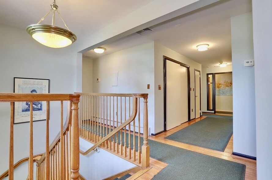 More Photos Of 661 Franklin Ave, Nutley Office Residential For Sale