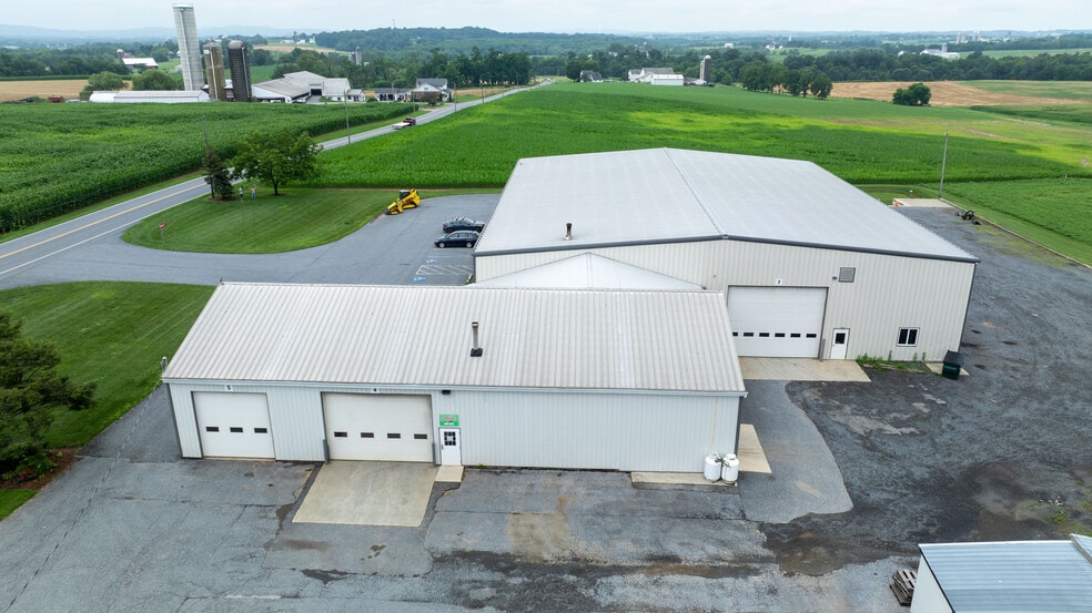 More Photos Of 608 Fairview Rd, Manheim Specialty For Lease