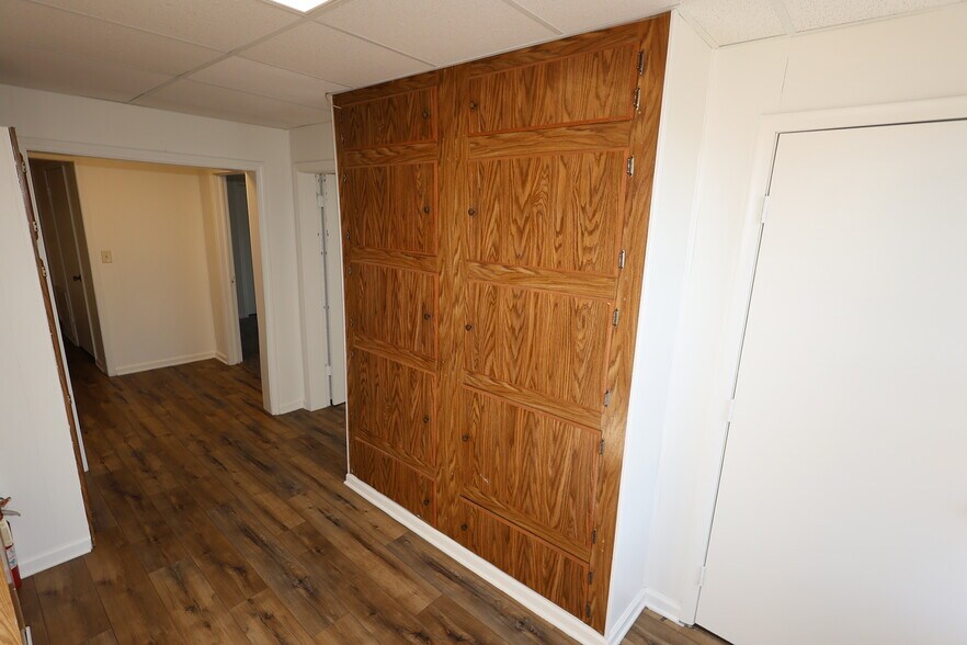 More Photos Of 101 W Main St, Syracuse Storefront Retail Residential For Sale