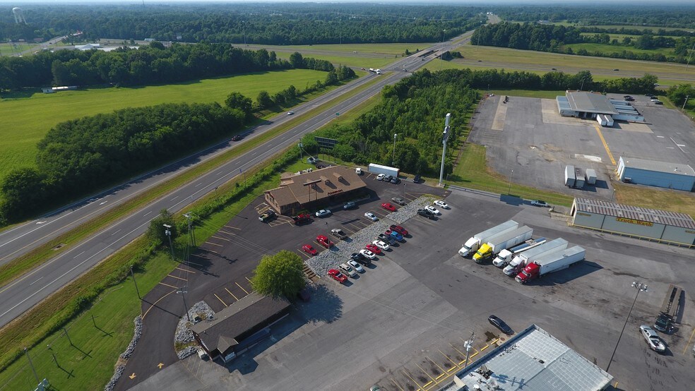 More Photos Of 7052 Benton Rd, Paducah Restaurant For Sale