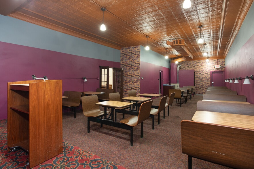 More Photos Of 14105 Kercheval St, Detroit Religious Facility For Sale