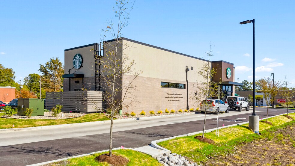 More Photos Of 105 E Highway 50, O'Fallon Restaurant For Sale