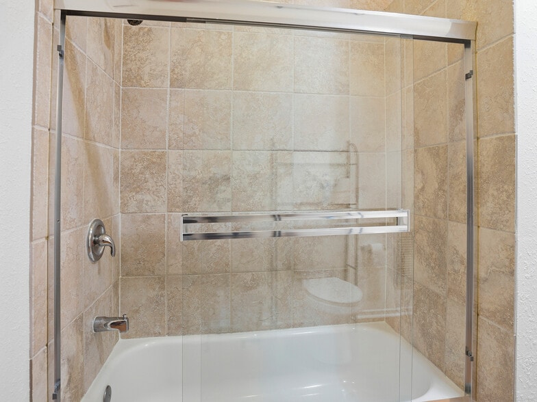 More Photos Of 7580 McGroarty Ter, Tujunga Apartments For Sale