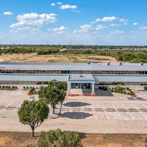 More Photos Of 701 E Rendon Crowley Rd, Burleson Office For Sale