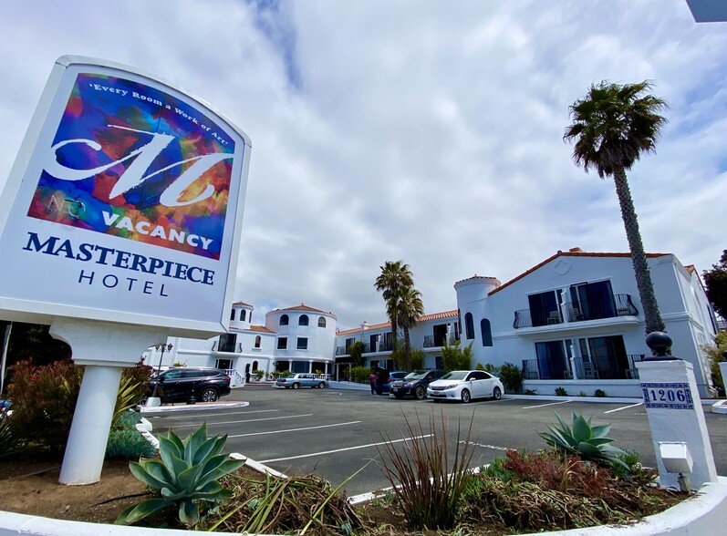 Primary Photo Of 1206 Main St, Morro Bay Hotel For Sale