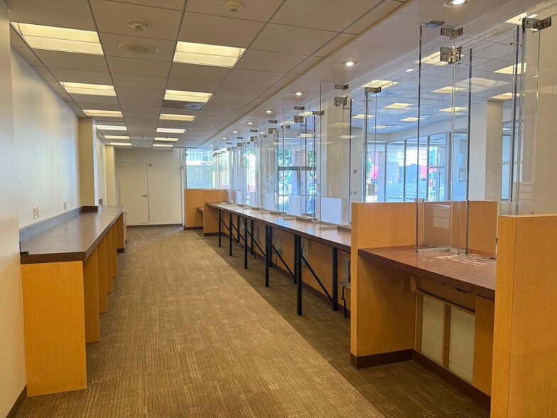 More Photos Of 525-535 S Myrtle Ave, Monrovia Storefront Retail Office For Lease