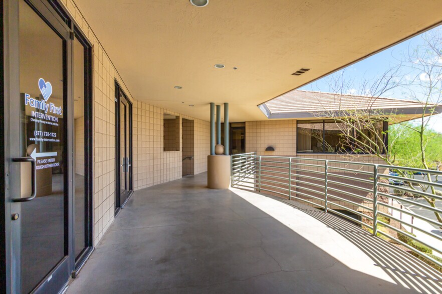 More Photos Of 1838 W Parkside Ln, Phoenix Office For Sale