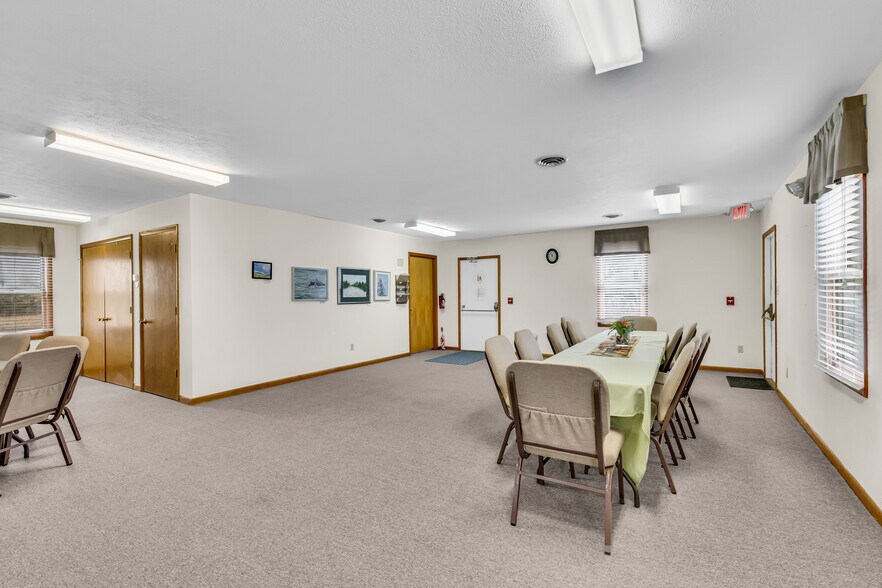 More Photos Of 4277 Columbus Pike, Delaware Religious Facility For Sale