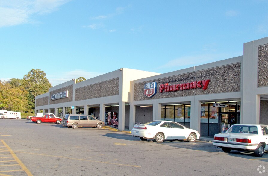 Primary Photo Of 1254 N Main Ave, Erwin General Retail For Lease