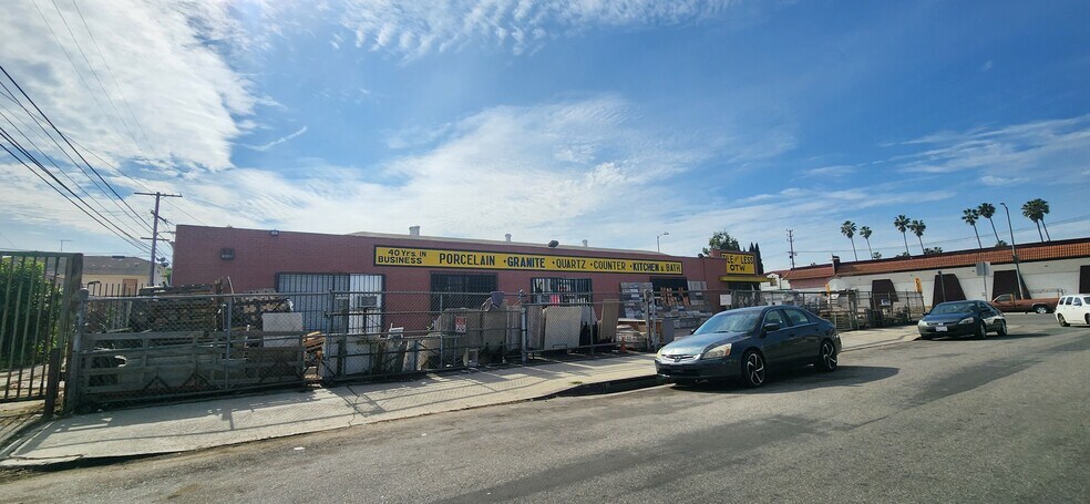 Primary Photo Of 5700 S Western Ave, Los Angeles Freestanding For Lease