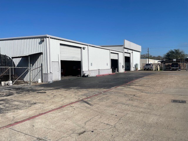 More Photos Of 14041 Chrisman Rd, Houston Unknown For Lease